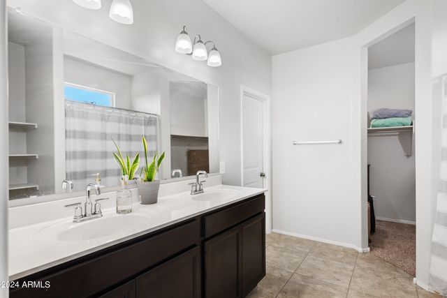 35419 W SAN ILDEFANSO Avenue, Maricopa, AZ 85138
