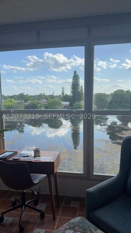 9360 Sunrise Lakes Blvd 302, Sunrise, FL 33322