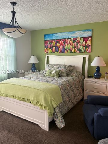 9360 Sunrise Lakes Blvd 302, Sunrise, FL 33322