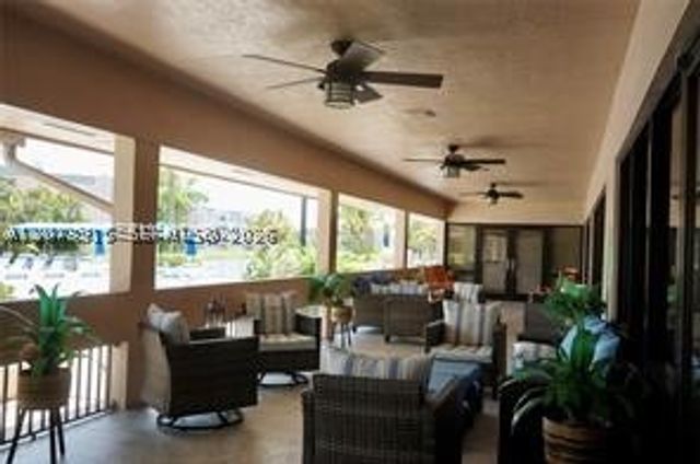 9360 Sunrise Lakes Blvd 302, Sunrise, FL 33322
