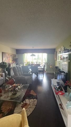 9360 Sunrise Lakes Blvd 302, Sunrise, FL 33322