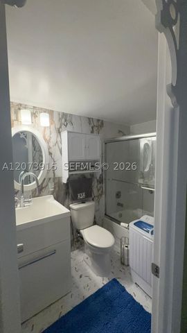 9360 Sunrise Lakes Blvd 302, Sunrise, FL 33322
