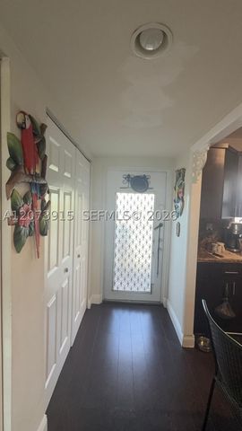 9360 Sunrise Lakes Blvd 302, Sunrise, FL 33322