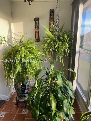 9360 Sunrise Lakes Blvd 302, Sunrise, FL 33322