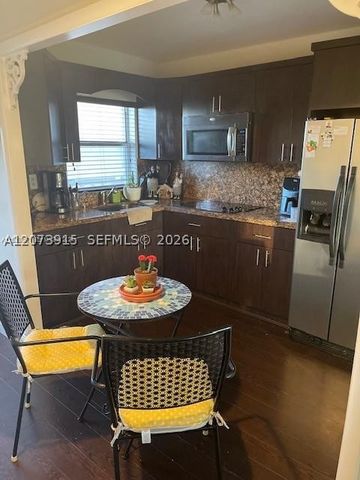 9360 Sunrise Lakes Blvd 302, Sunrise, FL 33322