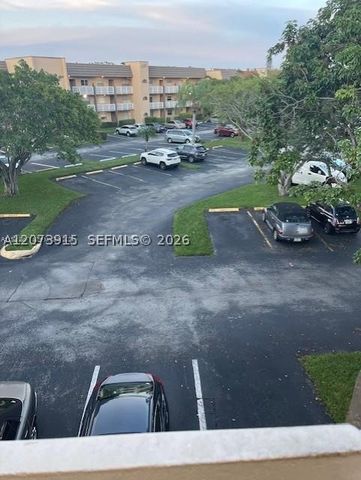 9360 Sunrise Lakes Blvd 302, Sunrise, FL 33322