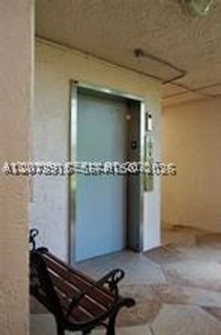 9360 Sunrise Lakes Blvd 302, Sunrise, FL 33322