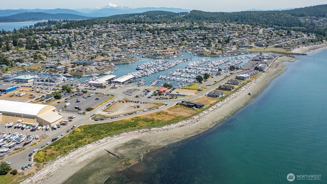 5915 Flounder Bay Lane, Anacortes, WA 98221