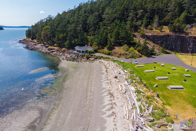 5915 Flounder Bay Lane, Anacortes, WA 98221
