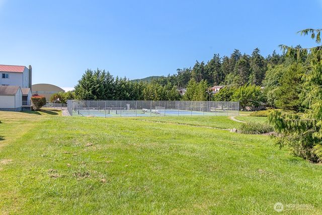 5915 Flounder Bay Lane, Anacortes, WA 98221