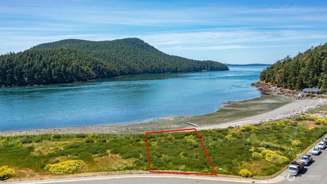 5915 Flounder Bay Lane, Anacortes, WA 98221