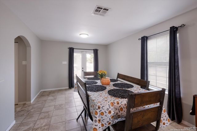 2203 19th, San Antonio, TX 78207