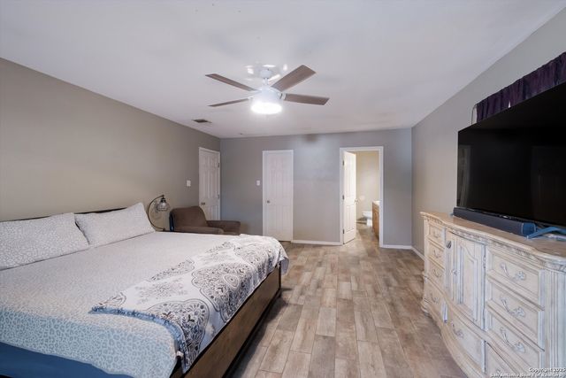 2203 19th, San Antonio, TX 78207