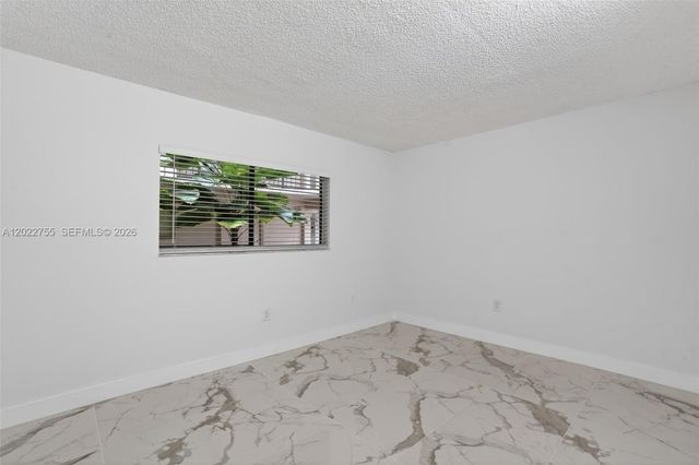 8650 SW 133rd Ave Road 116, Miami, FL 33183