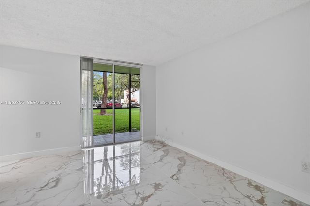 8650 SW 133rd Ave Road 116, Miami, FL 33183