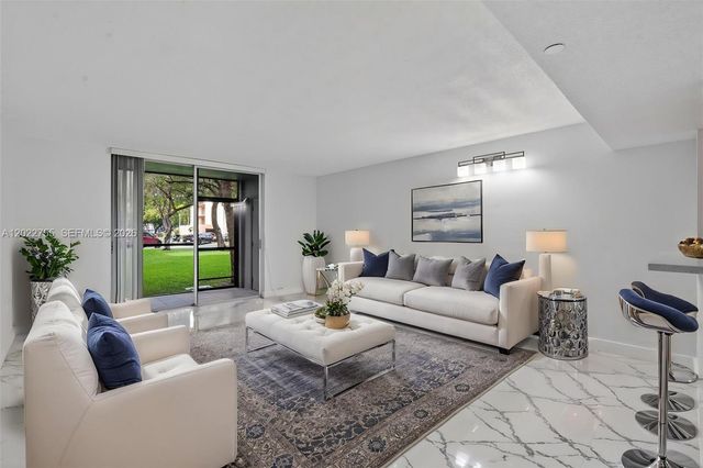 8650 SW 133rd Ave Road 116, Miami, FL 33183