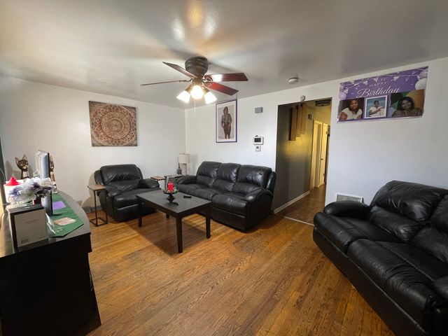 7310 S Claremont Avenue, Chicago, IL 60636