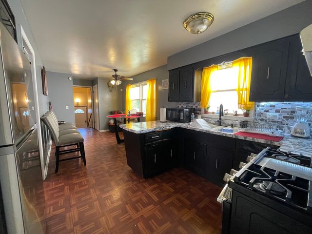 7310 S Claremont Avenue, Chicago, IL 60636