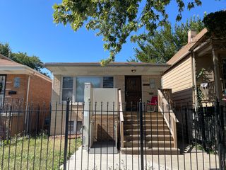 7310 S Claremont Avenue, Chicago, IL 60636