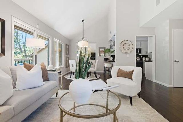 2049 Foxhall Loop, San Jose, CA 95125