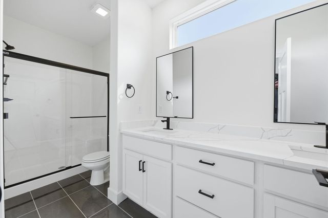 608 E Elmwood St, Park City, KS 67147