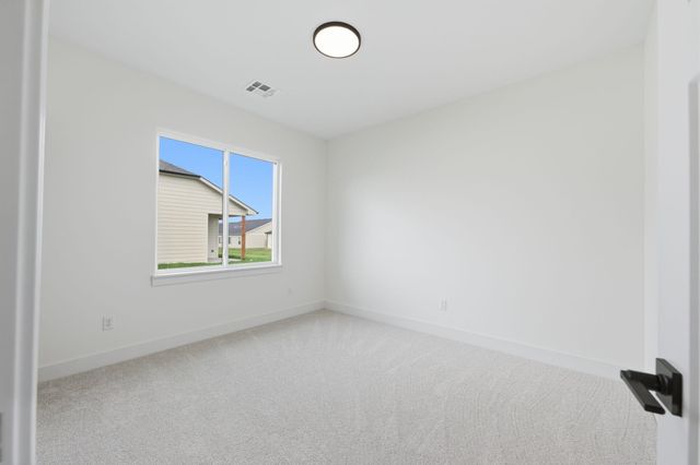608 E Elmwood St, Park City, KS 67147