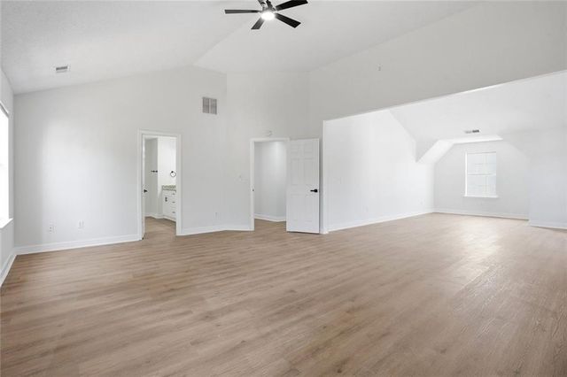 6415 Grey Fox Way, Riverdale, GA 30296
