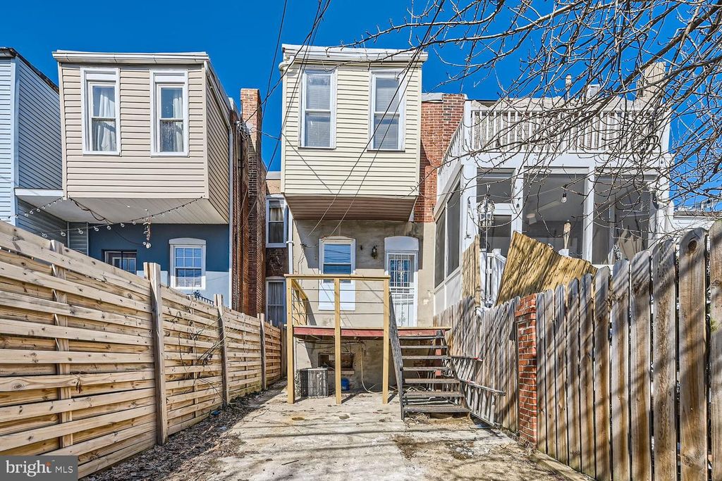 Image 27 of property listing at 803 WELLINGTON ST, Baltimore, MD 21211