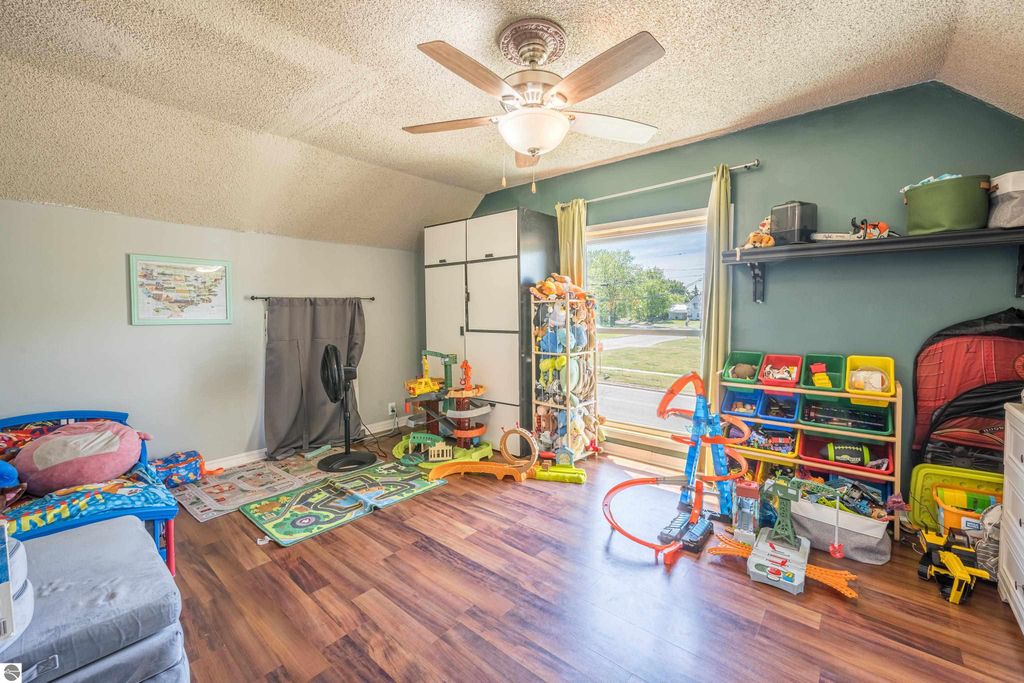 Image 31 of property listing at 329 Ely Street, Alma, MI 48801