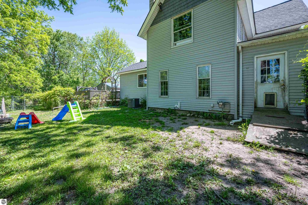 Image 44 of property listing at 329 Ely Street, Alma, MI 48801