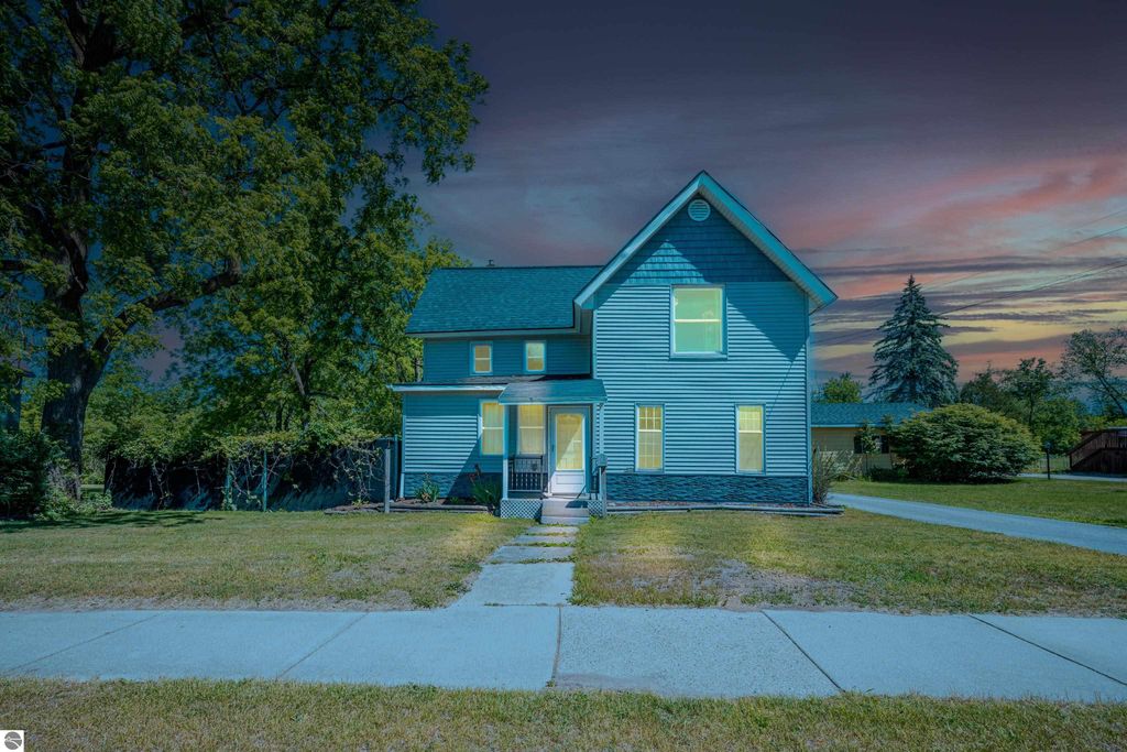 Image 46 of property listing at 329 Ely Street, Alma, MI 48801