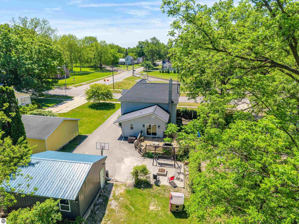 Image 56 of property listing at 329 Ely Street, Alma, MI 48801