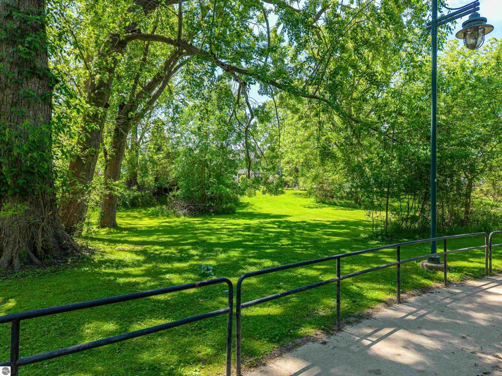 Image 65 of property listing at 329 Ely Street, Alma, MI 48801