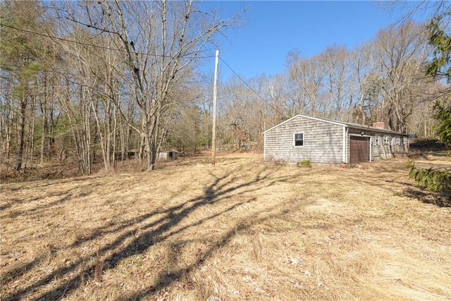 213 Hallville Road, Exeter, RI 02822