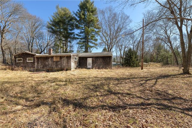213 Hallville Road, Exeter, RI 02822