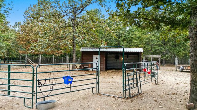 64 Traw Lane, Mammoth Spring, AR 72554