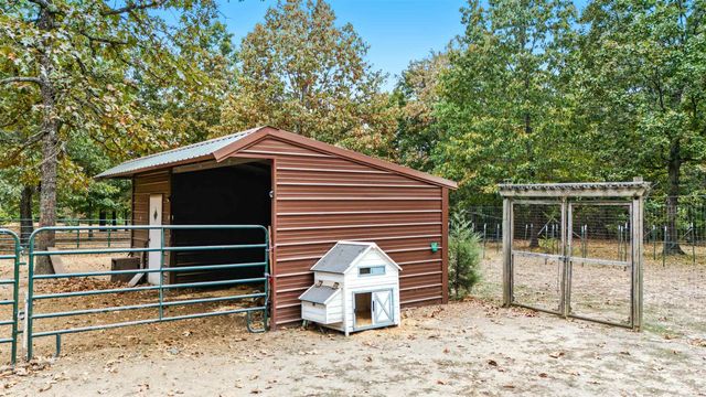 64 Traw Lane, Mammoth Spring, AR 72554
