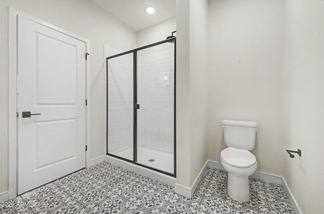 7926 W FRIER Drive, Glendale, AZ 85303