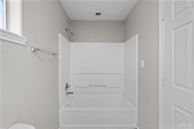 2405 Hibiscus Avenue, Mcallen, TX 78504