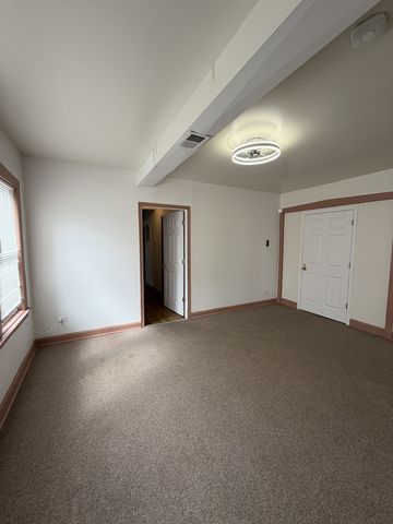 7402 S Racine Avenue 3, Chicago, IL 60636