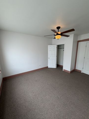 7402 S Racine Avenue 3, Chicago, IL 60636