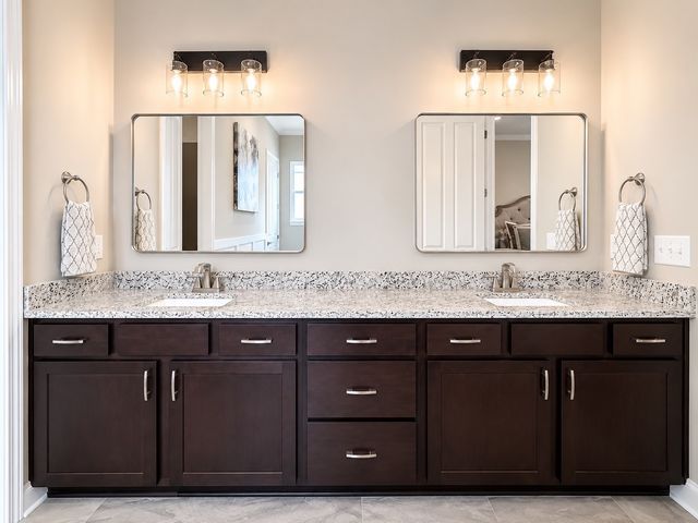 820 Goswell Dr, Nolensville, TN 37135