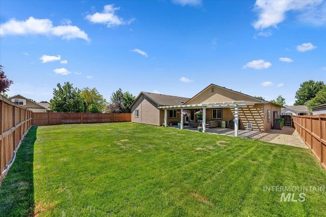 714 W Calderwood St, Meridian, ID 83642