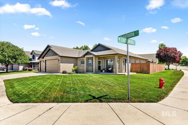 714 W Calderwood St, Meridian, ID 83642