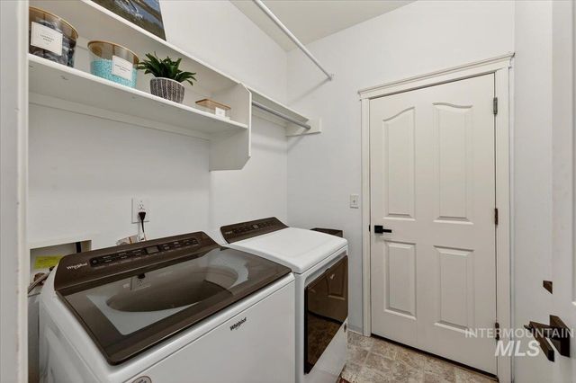 714 W Calderwood St, Meridian, ID 83642
