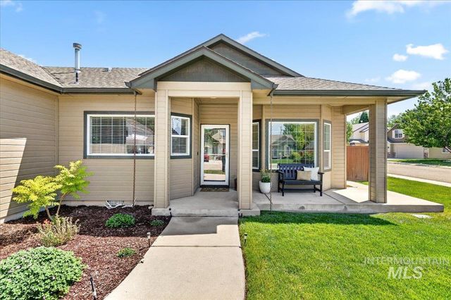 714 W Calderwood St, Meridian, ID 83642