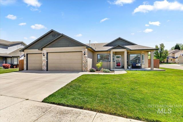 714 W Calderwood St, Meridian, ID 83642