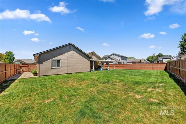 714 W Calderwood St, Meridian, ID 83642