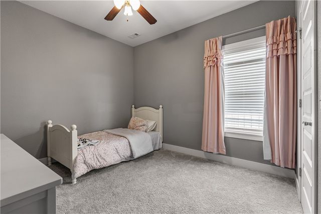 284 Ranalli Avenue, Tontitown, AR 72762