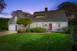 41 Court Street, North Chatham, MA 02650